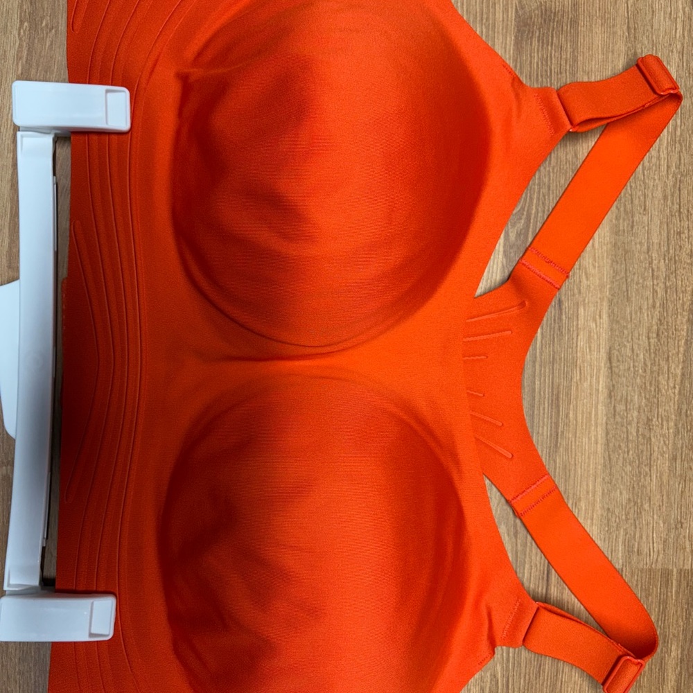 All in motion  Vibrant Orange Seamless Bra